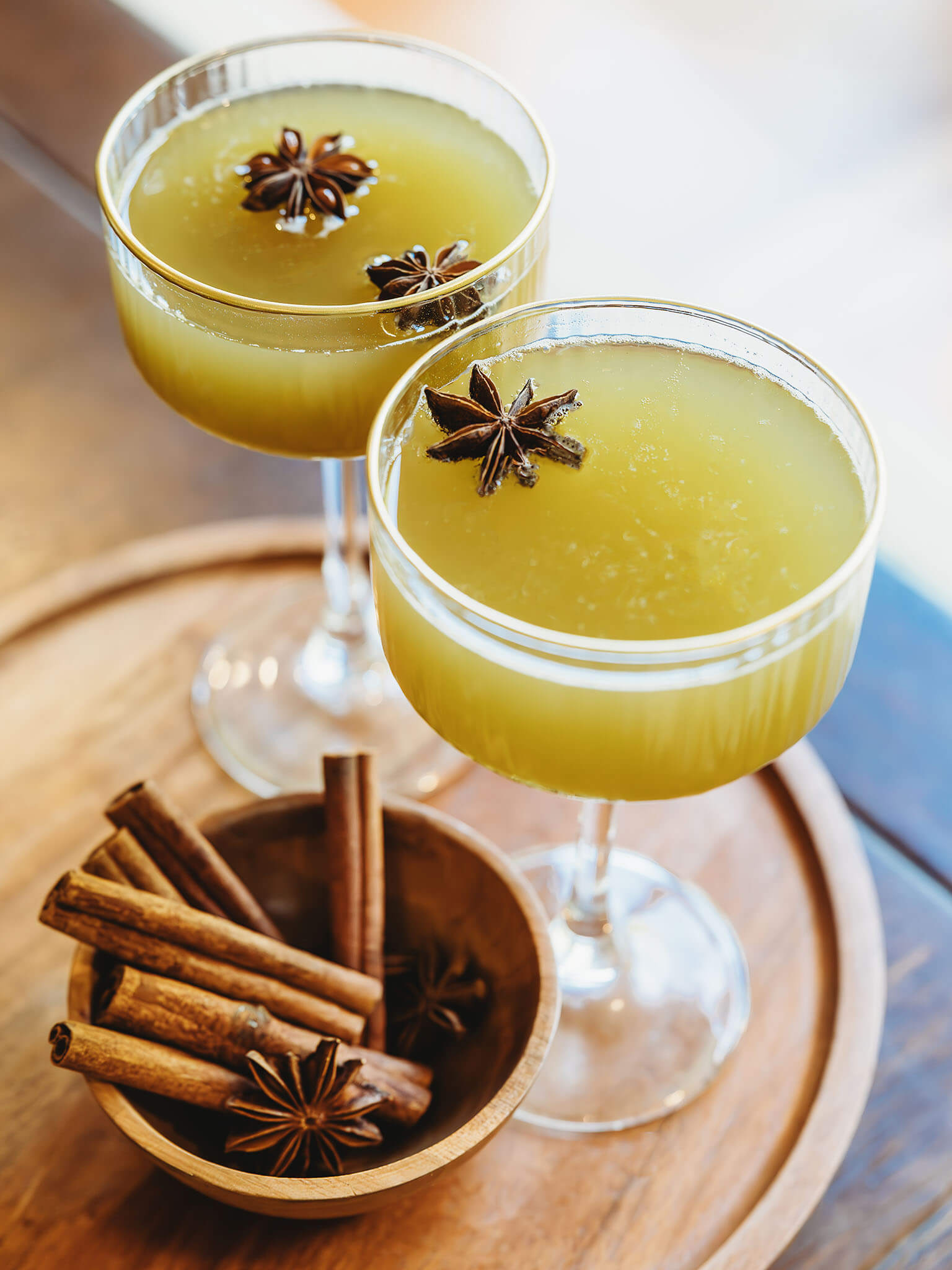 feel free Spiced Apple Cider Sparkler